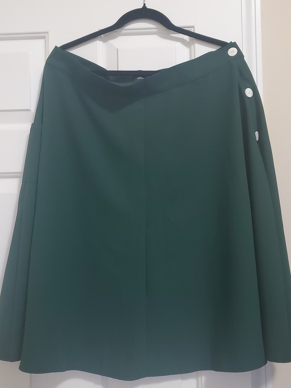 Classic A-Line Green Button-Accent Skirt